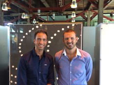 Simon Ryan(L)和Paul Brooks