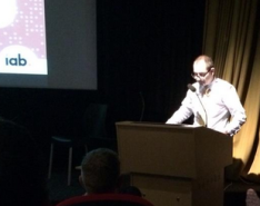 诺曼在昨天的事件