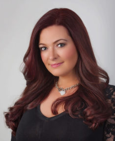 国际主题师,克莱尔穆特特,客户体验设计负责人在Sainsbury's