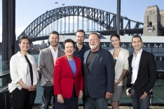 (从左至右)丽莎·泰勒、丹·法鲁吉亚、悉尼市长克拉弗·摩尔、特洛伊·格雷厄姆、澳大利亚演员杰克·汤普森、凯特·安德森和希斯·坎帕纳罗(图片来源:杰米·威廉姆斯/悉尼市政府)