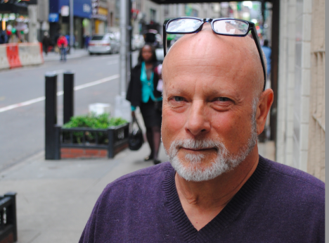 曼德尔的言论引发了安娜的报告。